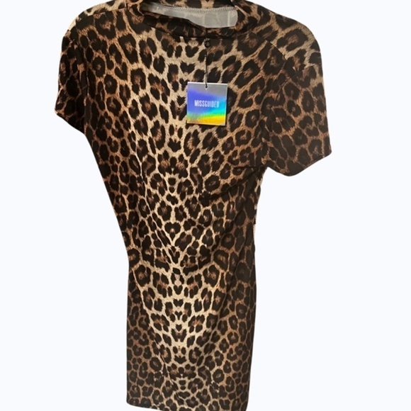 MISSGUIDED  CAP SLEEVE DRESS - Picture 1 of 2